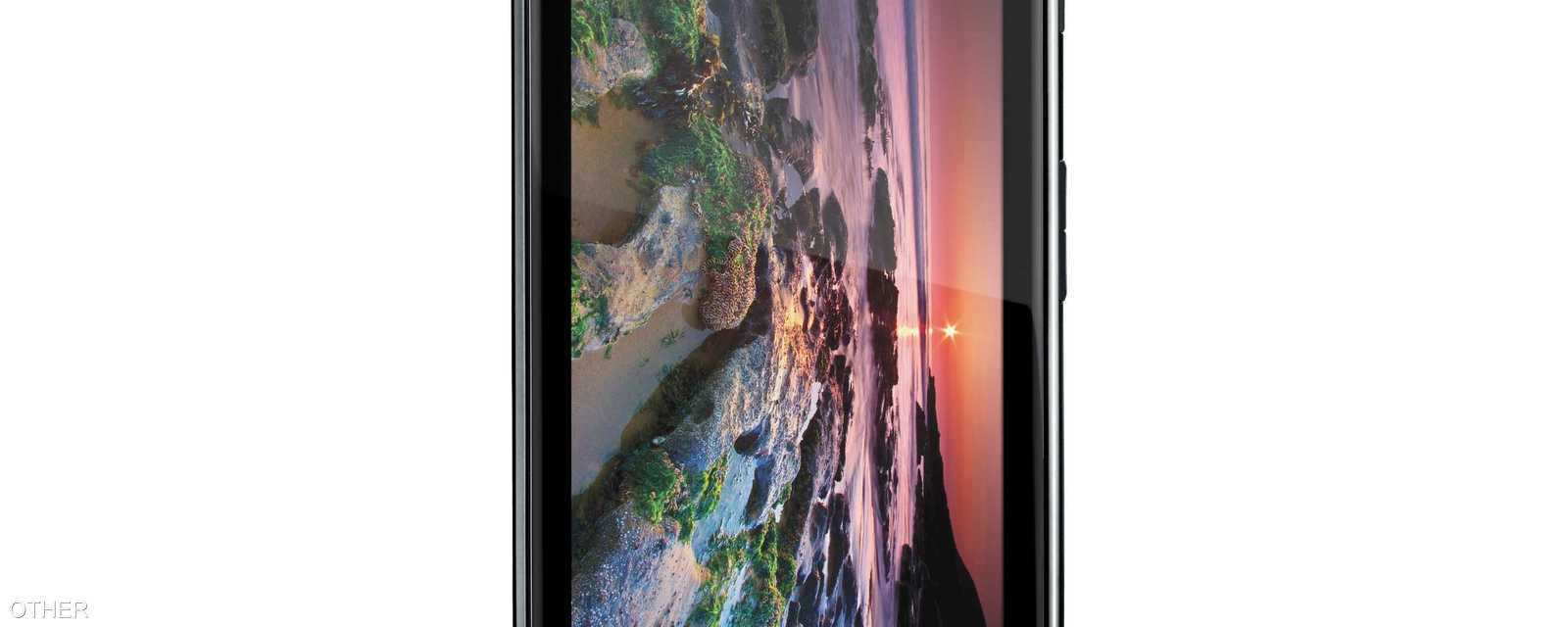 هاتف موتورولا ريزر هو أقل هاتف في العالم سمكا ويعمل بنظام أندرويد 3.0، وكاميرا بدقة 8.0 ميغا بيكسل، ويتيح الاتصال بكافة الشبكات اللاسلكية.