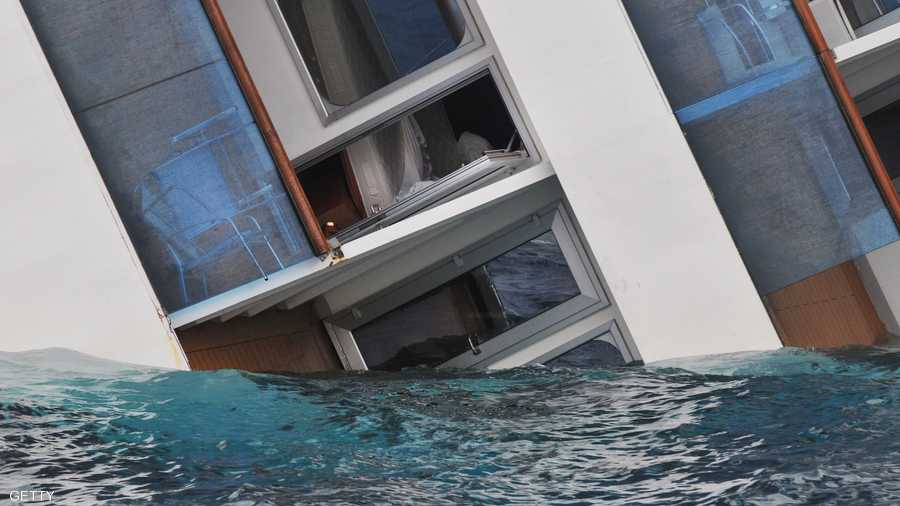 السفينة الإيطالية المنكوبة كوستا كونكورد