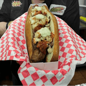 ترك زبون مطعم في ولاية أميركية إكرامية سخية للغاية