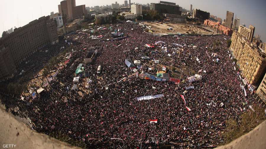 ميدان التحرير يمتلأ بالمتظاهرين في الذكري الأولي لثورة 25 يناير