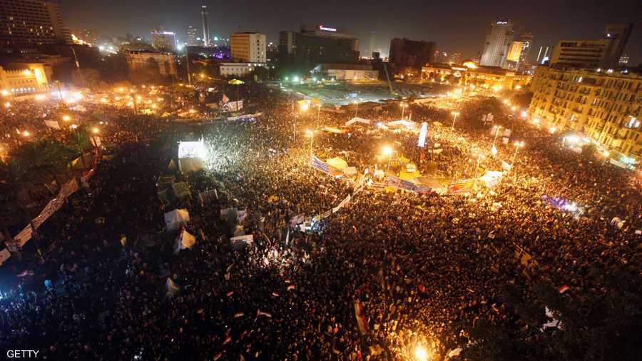 مشهد عام لميدان التحرير ليلا