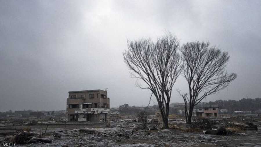 اختارت أمواج تسونامي هذا المسكن ليبقى وحده بين الأطلال شاهدا على المآساة