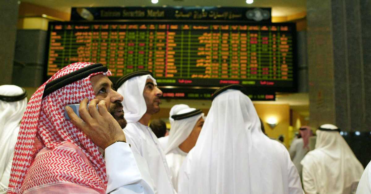 Oil Price Impact: Gulf Shares Fall, Saudi Market Ends Winning Streak