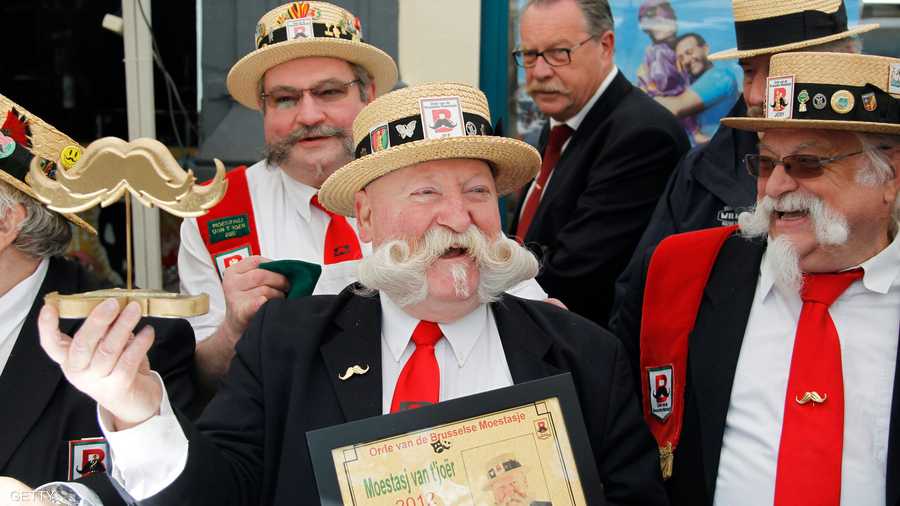 الشارب الفائز