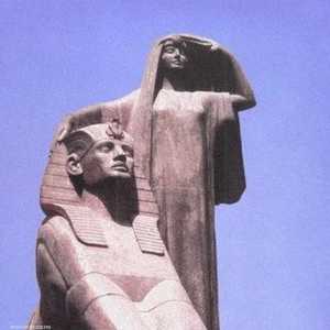 تمثال نهضة مصر