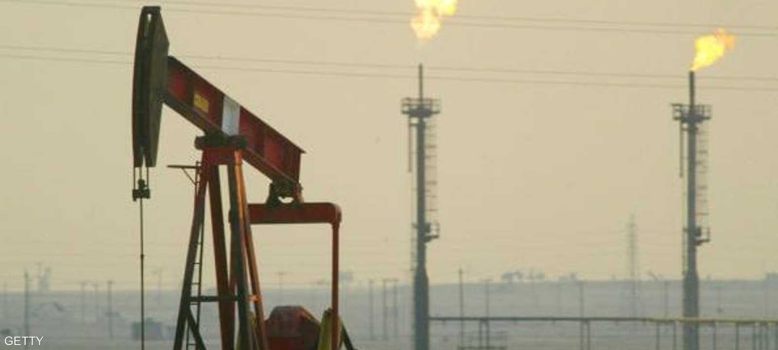 حقل بترولي في المملكة السعودية 