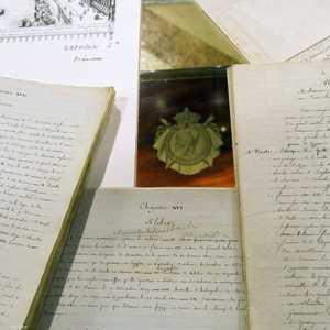 من المذكرات الخطية بيد الإمبراطور الفرنسي نابليون بونابرت - أرشيف