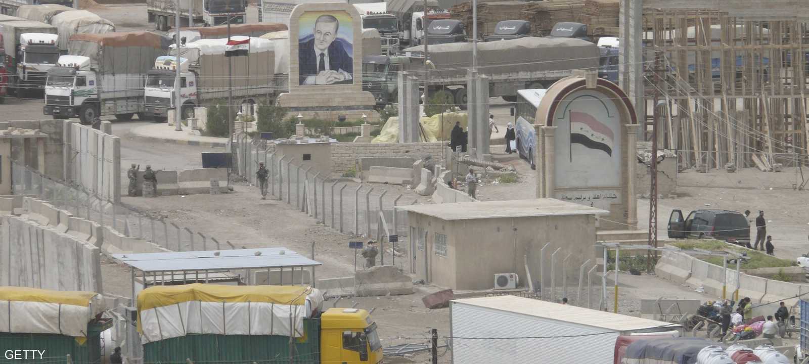 حركة الشاحنات عند الحدةد العراقية السورية