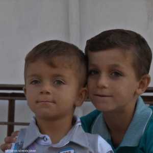 بعض الجماعات تعمد إلى تجنيد الأطفال للمشاركة في الحرب بسوريا