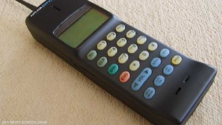 هاتف (سيتي مان 900) طرحته نوكيا عام 1990