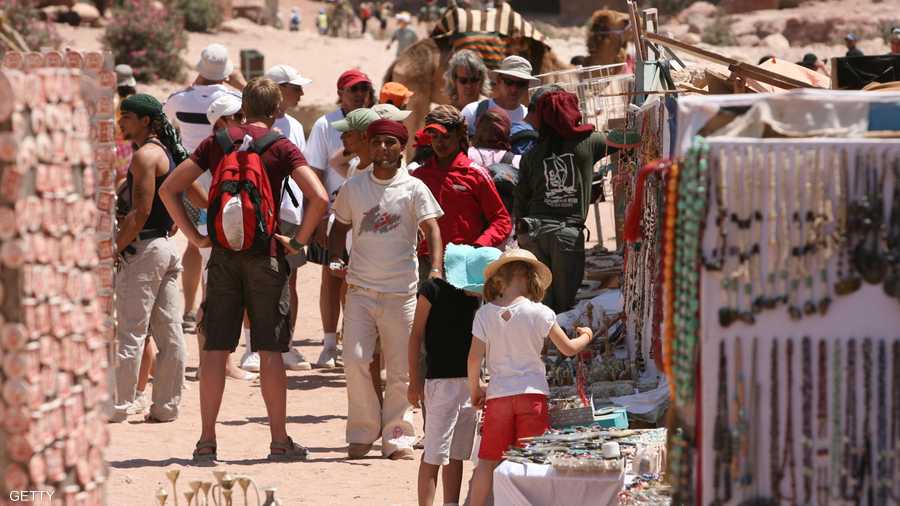 البتراء تستقبل آلاف السائحين سنويا