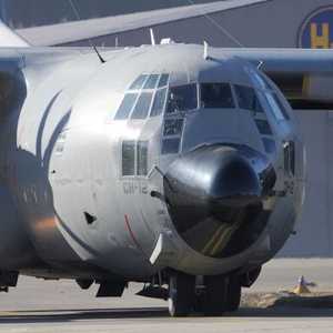 البنتاغون: أقلعت طائرات تحمل إمدادات عسكرية إلى إسرائيل