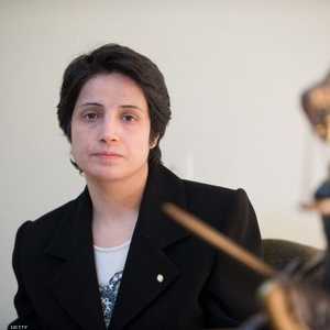 الناشطة الإيرانية نسرين سوتوده