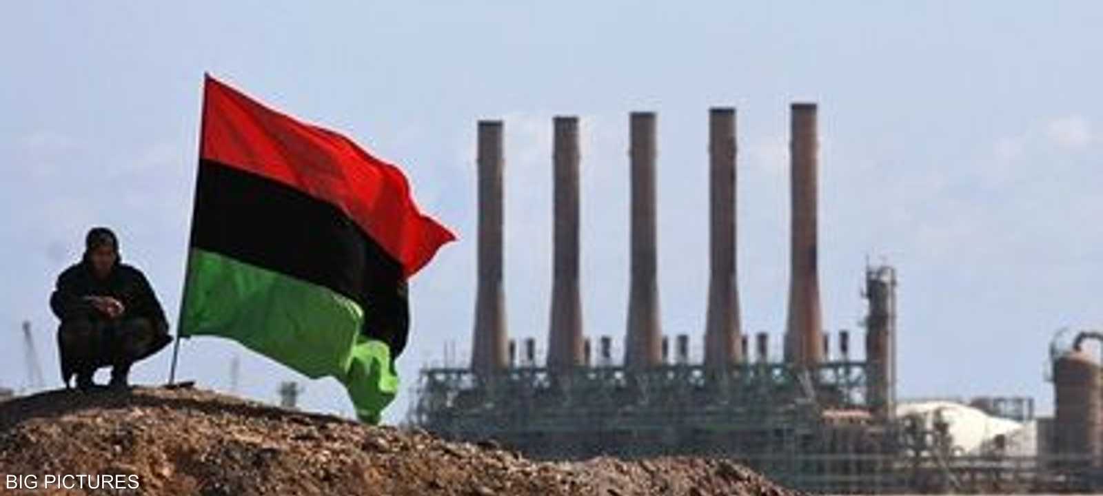 أرشيفية لأحد حقول النفط الليبية