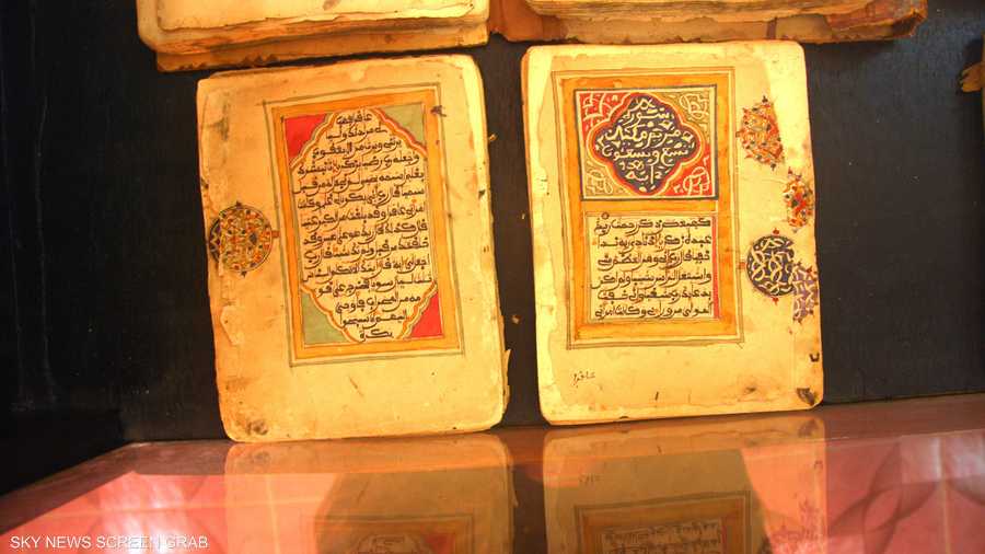 المكتبة تضم مخطوطات نادرة من جميع العصور الإسلامية