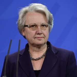 الوزيرة الألمانية أنيتا شافان قدمت استقالتها بسبب السرقة الأدبية