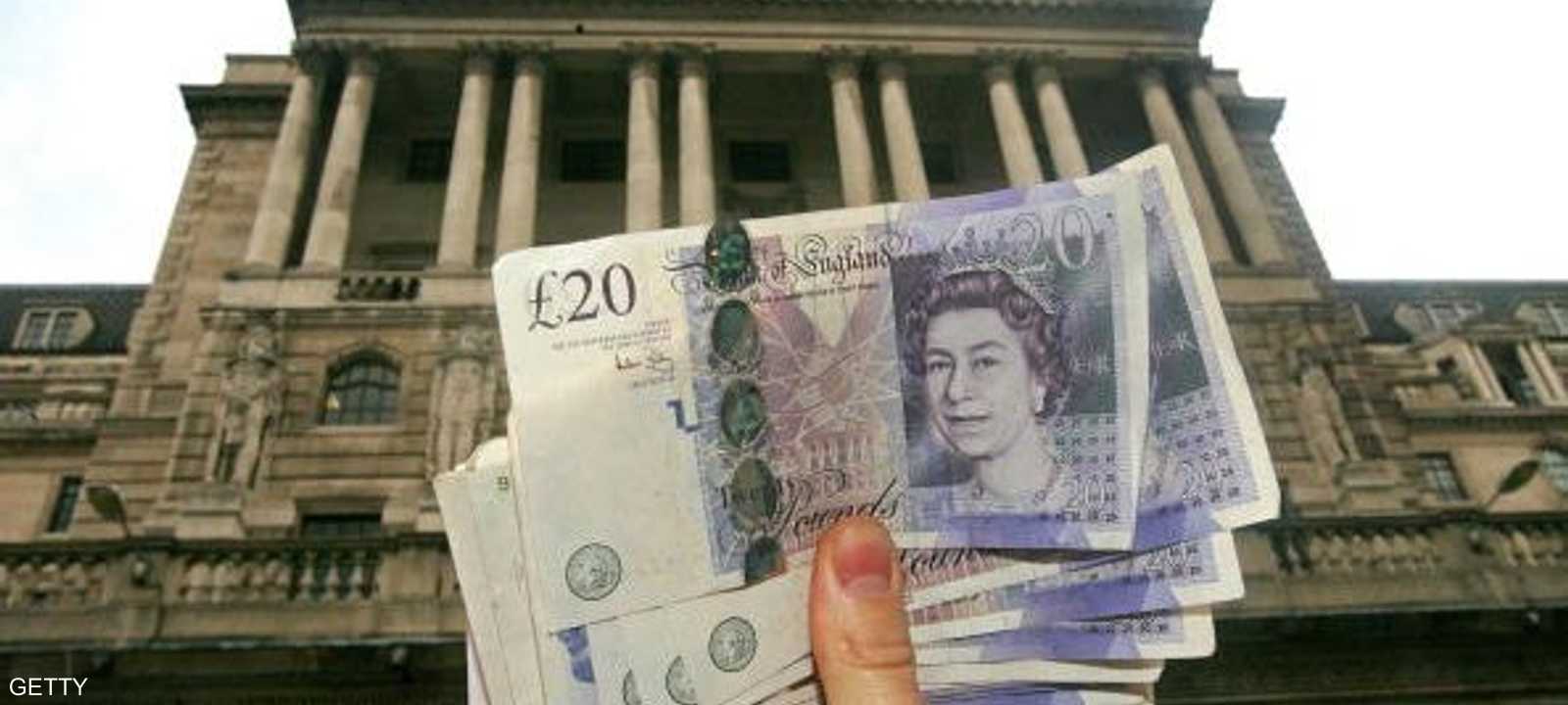 بنك إنجلترا يبدو مؤيدا لخفض قيمة الجنيه الاسترليني