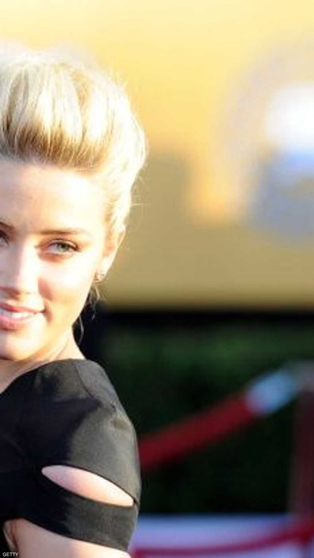 الممثلة وعارضة الأزياء آمبر هيرد في المرتبة العاشرة.