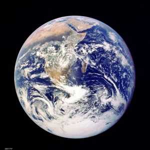 الكرة الأرضية - أرشيف