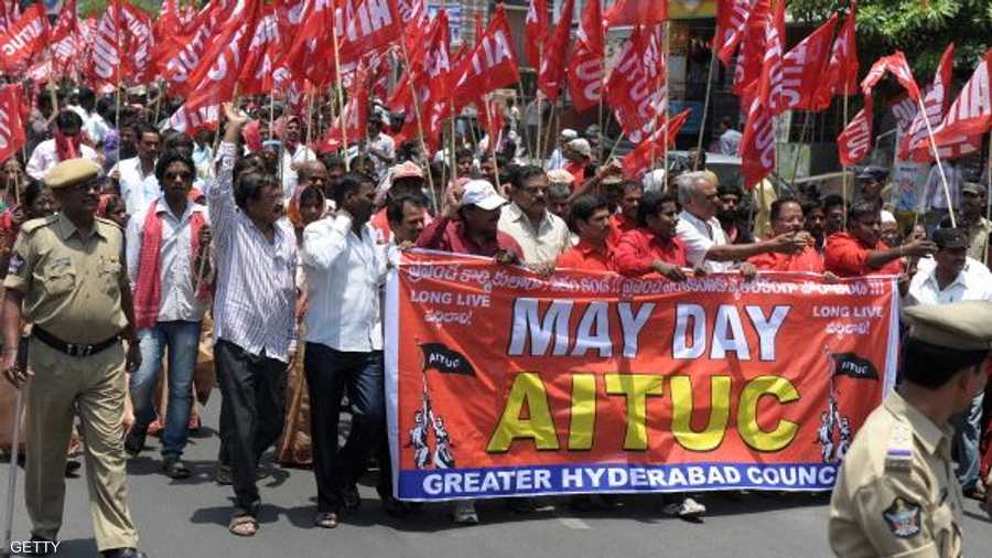 الاتحاد العام لعمال عموم الهند يحتفلون بعيد العمال العالمي بمسيرة في مدينة حيدرأباد