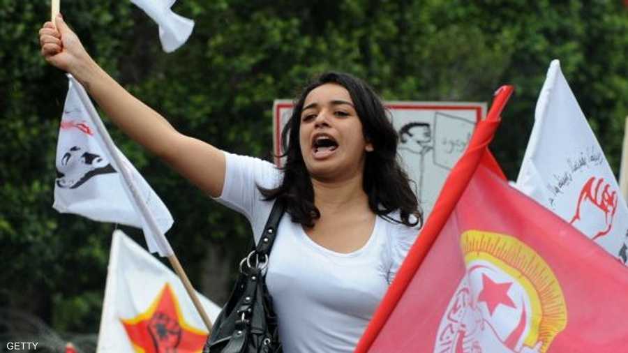 أنصار الاتحاد العام التونسي للشغل يحتفلون بعيد العمال في العاصمة تونس