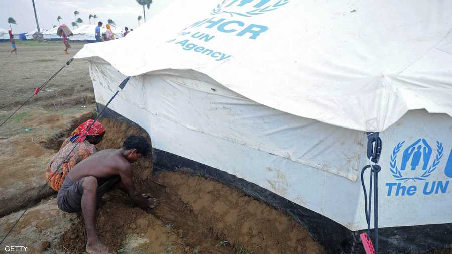 مساع لحماية الخيام من المياه