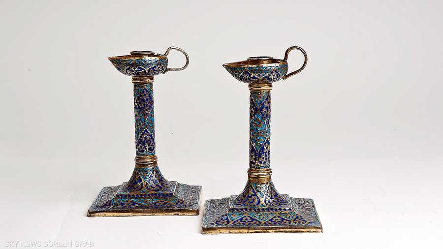 زوج من مصابيح الزيت صنع في الهند في القرن التاسع عشر