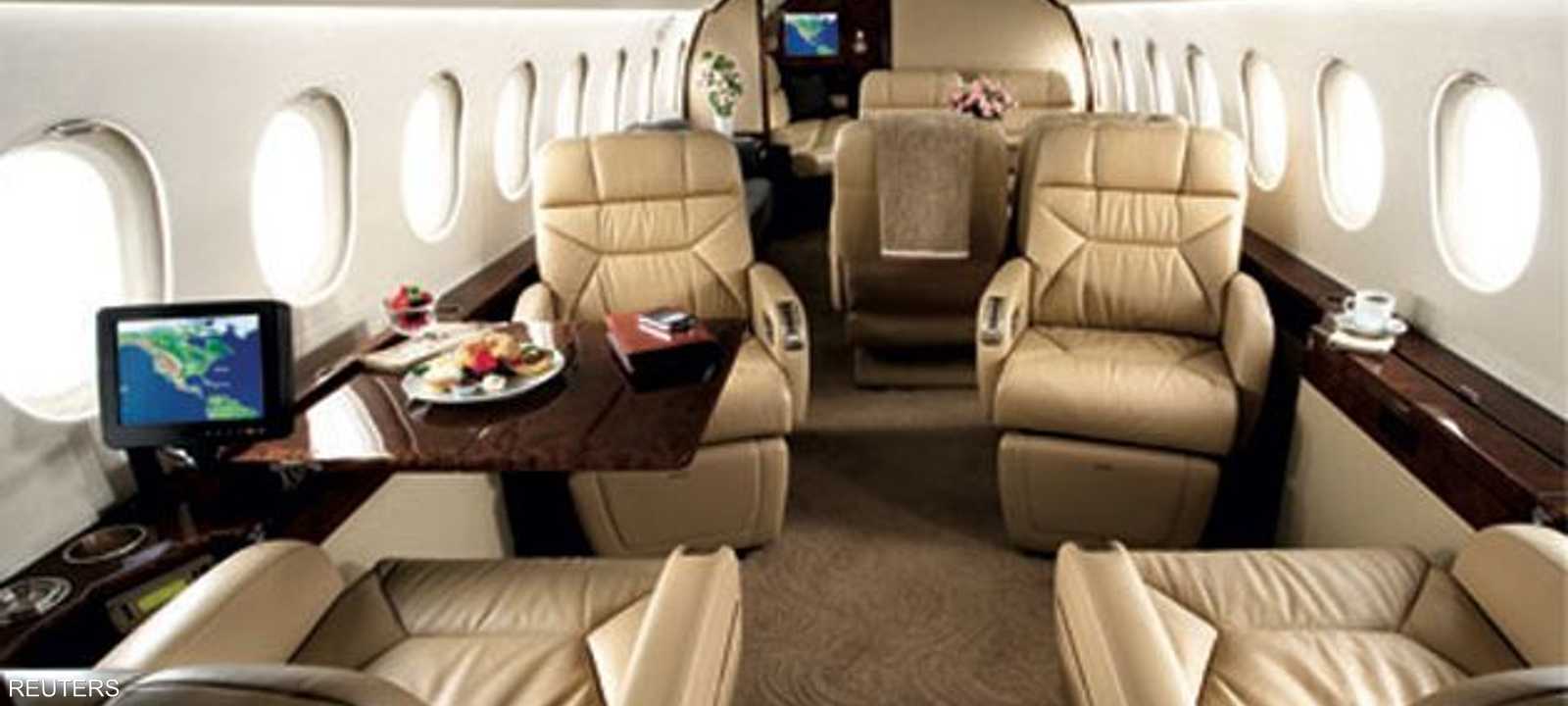 مقصورة طائرة فالكون 900 إي إكس الرئاسية.