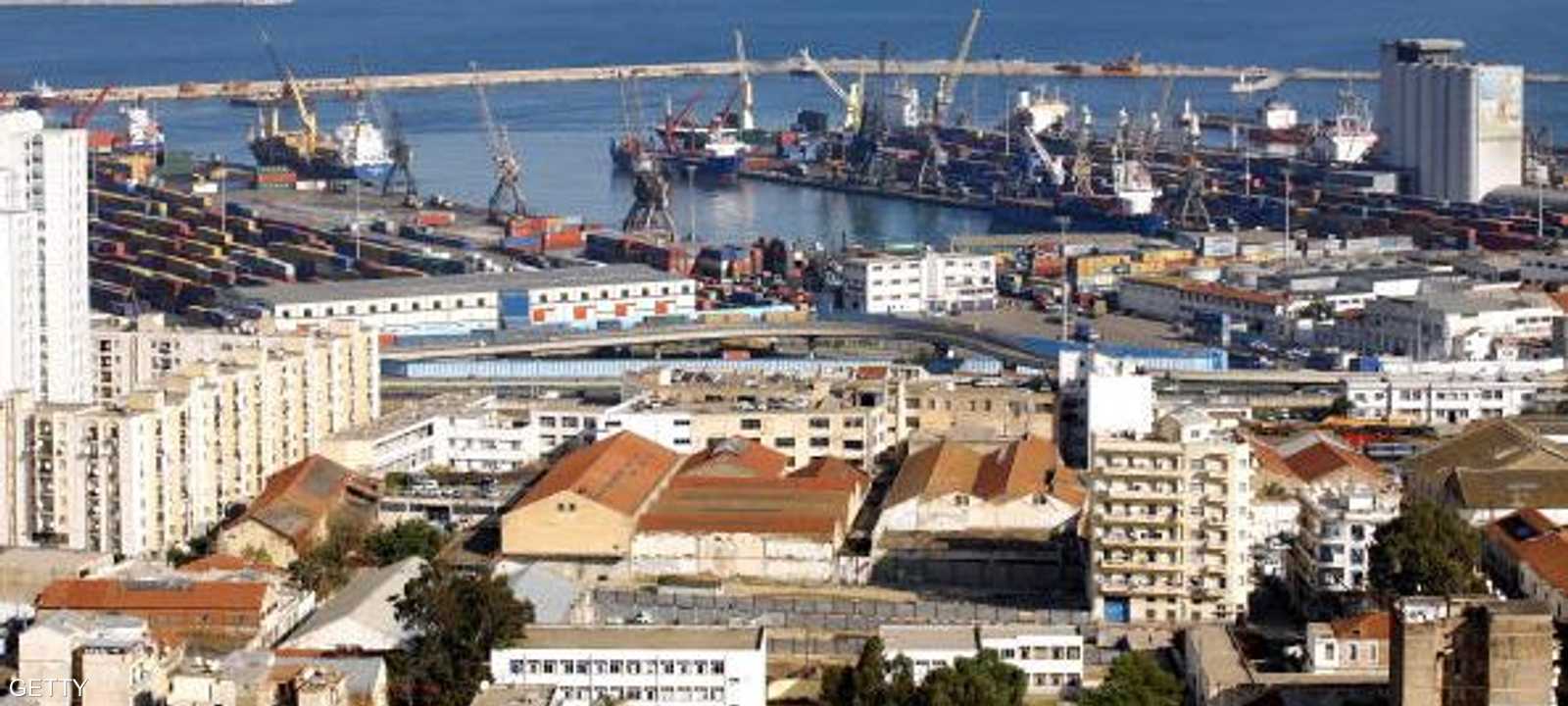 من العاصمة الجزائرية