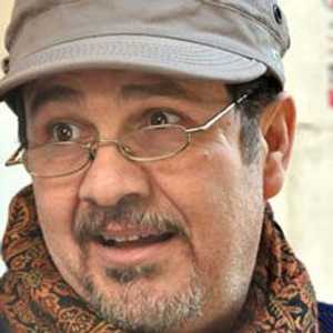 الفنان السوري الراحل نضال سيجري - نقلا عن صفحته بموقع فيسبوك