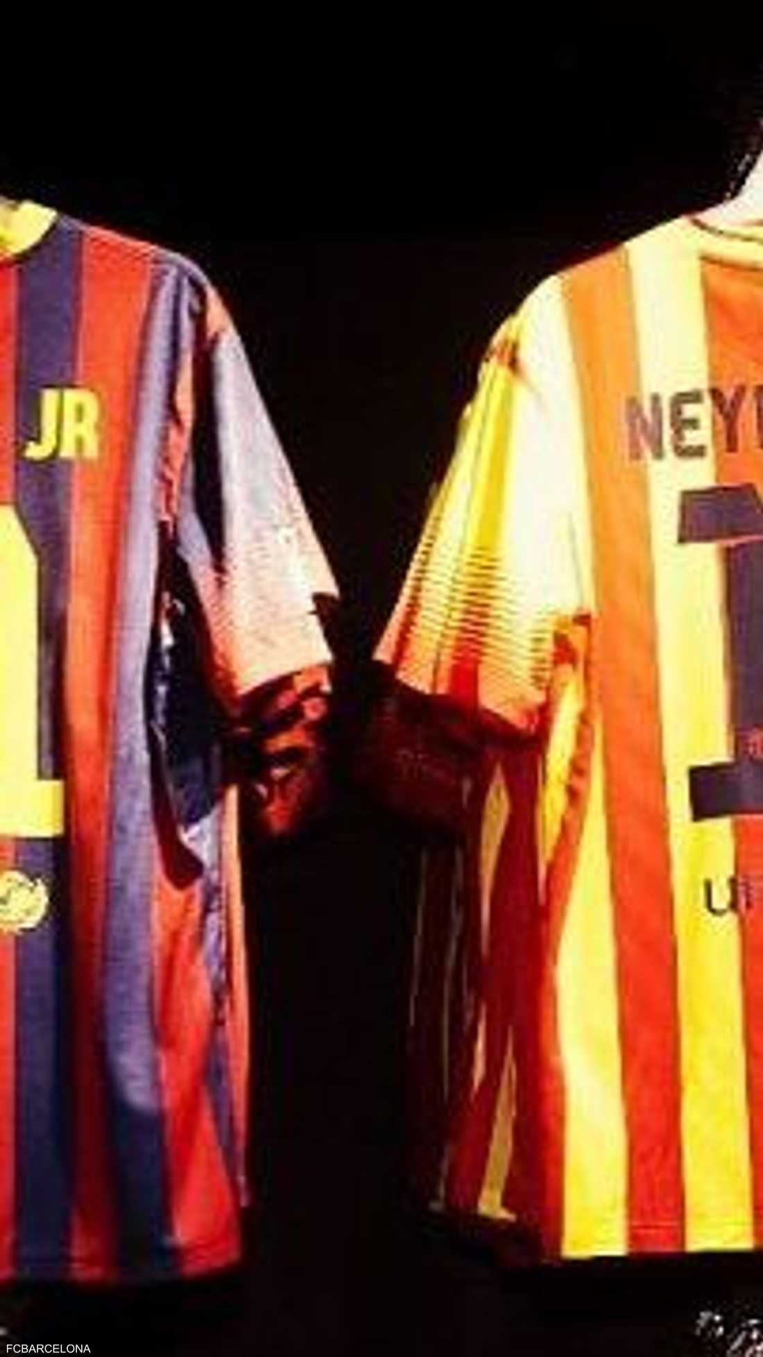 نيمار.. منذ أعلن انتقال المهاجم البرازيلي إلى برشلونة لم يكن رقم قميصه معلوما حتى وقت قريب جدا