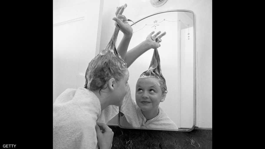 حتى شامبو الاستحمام يمكن أن يوحي لبعضهم بتسريحات غريبة ومؤقتة