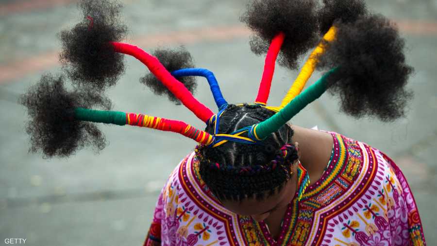 الغرابة سر نجاح التسريحة