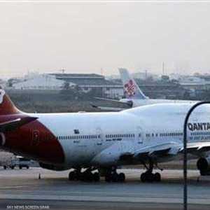 الثعبان السام الصغير تم ضبطه قبيل صعود المسافرين للطائرة.