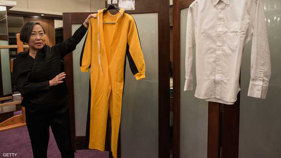 الحلة الصفراء التي ارتداها في الفيلم أهم معروضات المزاد