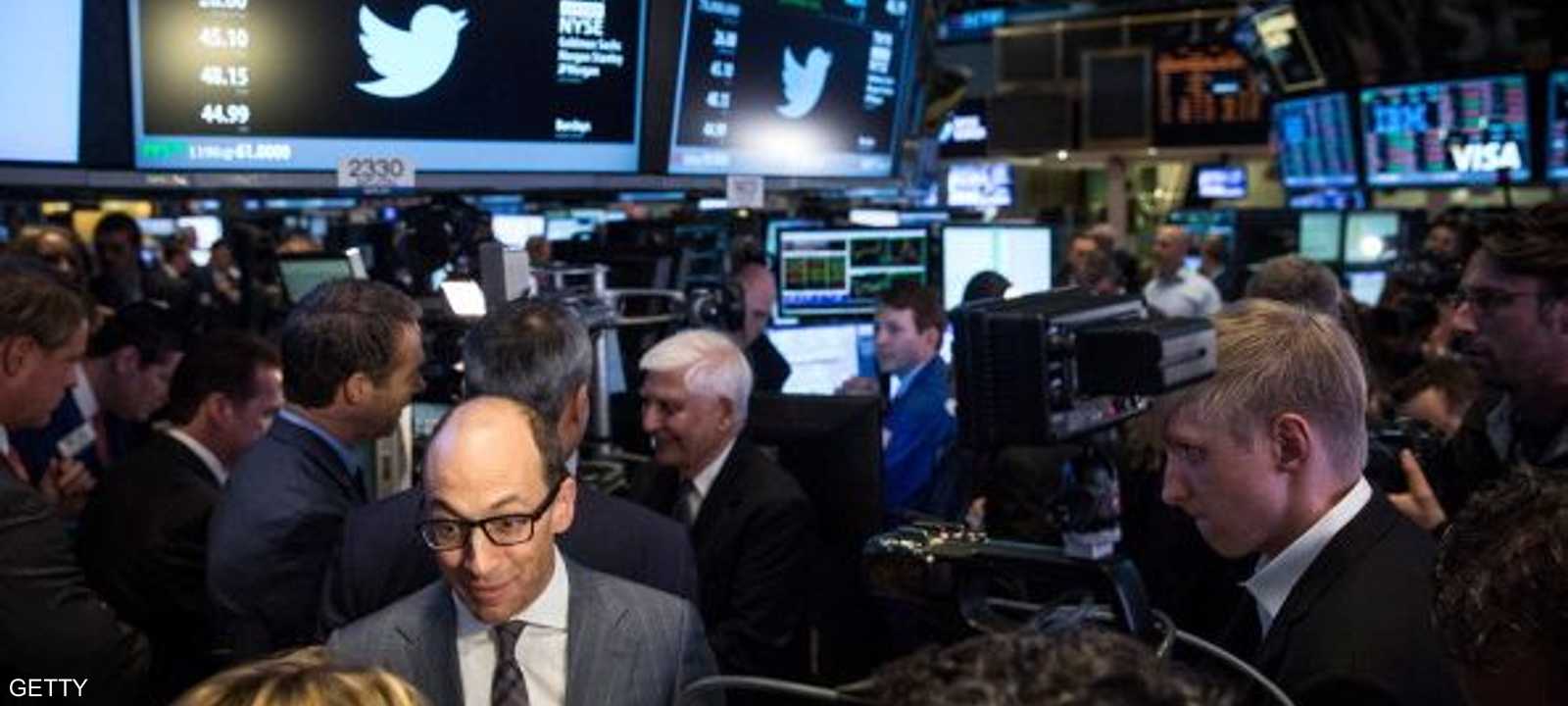 تراجعت أسهم تويتر إلى ما دون مستويات الطرح الأولي في نوفمبر