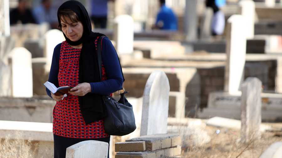 زيارة تؤنس الأحباب في قبورهم بأول أيام العيد - العراق