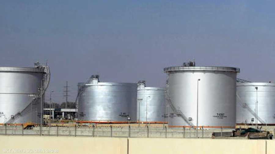 سلة أوبك عبارة عن مزيج من عدد من أنواع النفط الخفيفة والثقيلة التي تنتجها دول أوبك