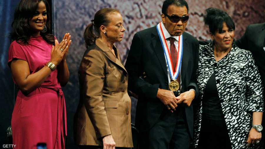 أمضى كلاي آخر أيام حياته في مقاومة مرض الشلل الرعاش