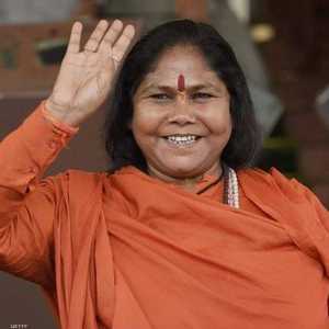 الوزيرة صادهفي نيرانجان جيوتي 