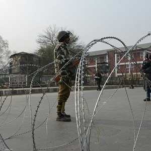 جندي هندي في إقليم كشمير