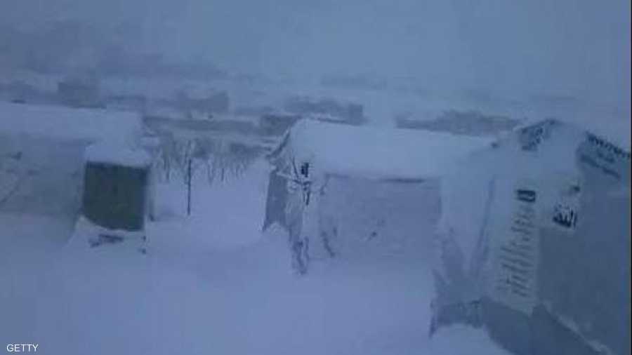 الثلوج غطت البيوت في لبنان