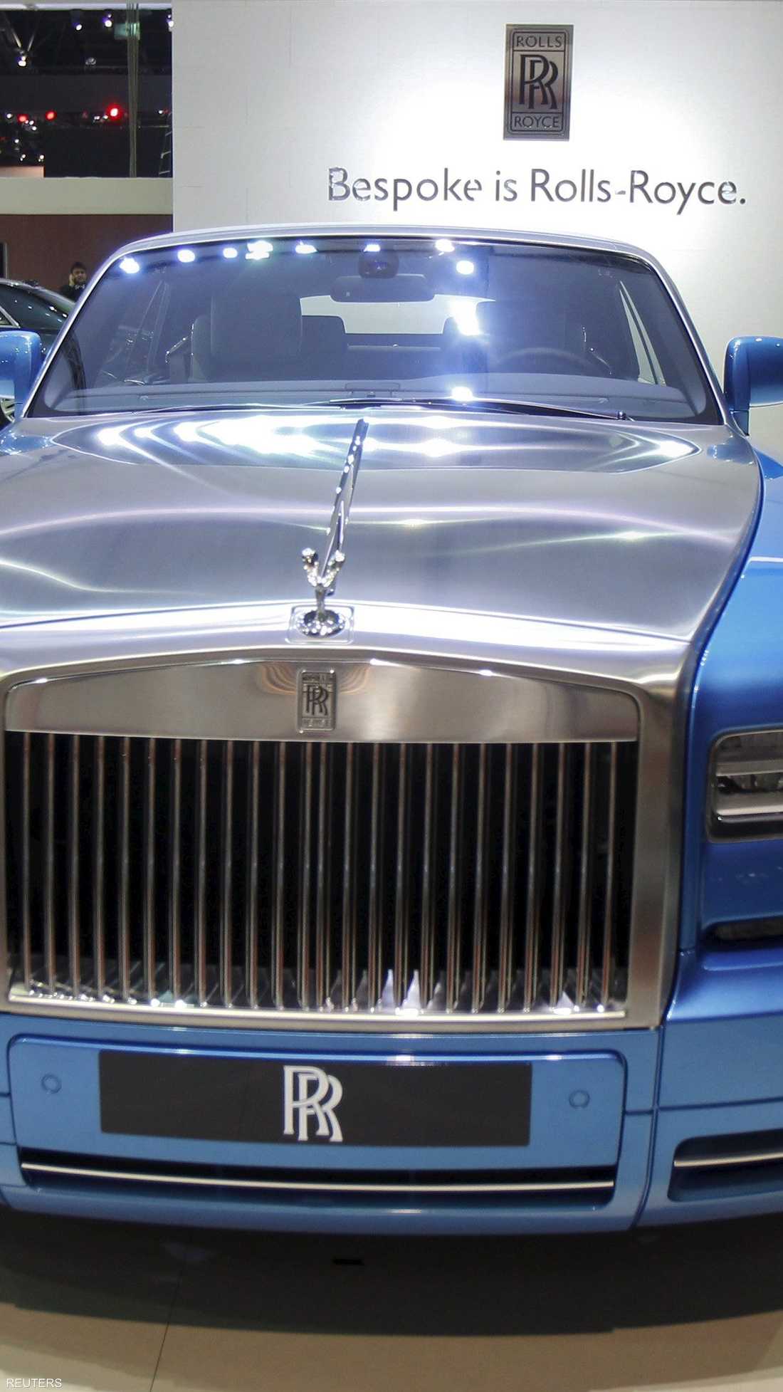 رولز رويس فانتوم دروبهيد الكوبيه هي السيارة الوحيدة المكشوفة من إنتاج رولز رويس