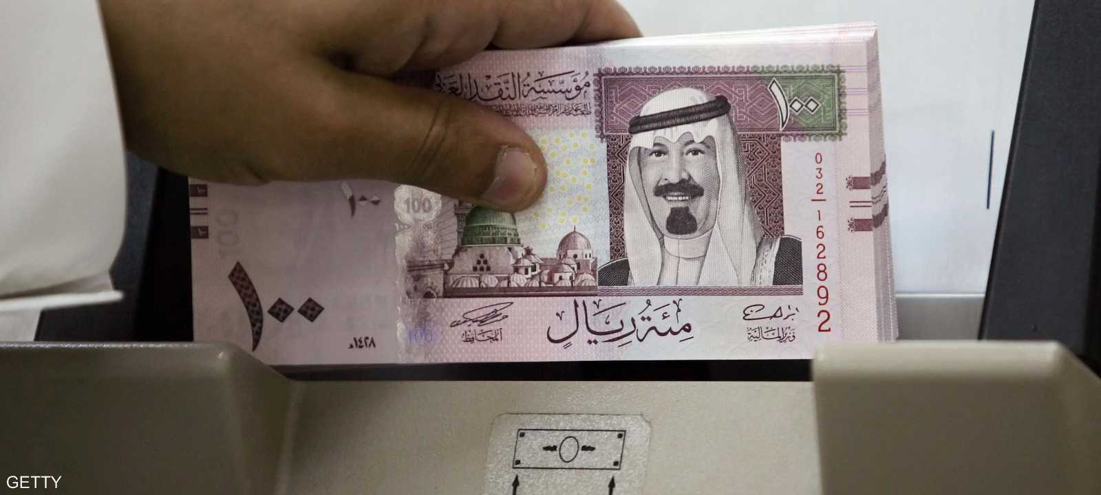 ستسمح هيئة السوق المالية السعودية للمؤسسات الأجنبية المؤهلة الاستثمار بالأسهم المدرجة بأكبر بورصة في العالم العربي اعتبارا من 15 يونيو