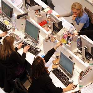 موظفون - أرشيفية