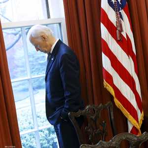 بايدن ناقش مع وبوروشينكو الأزمة المستمرة في شرق أوكرانيا.