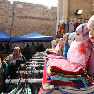 أرشيفية لليبيات في أحد أسواق العاصمة طرابلس