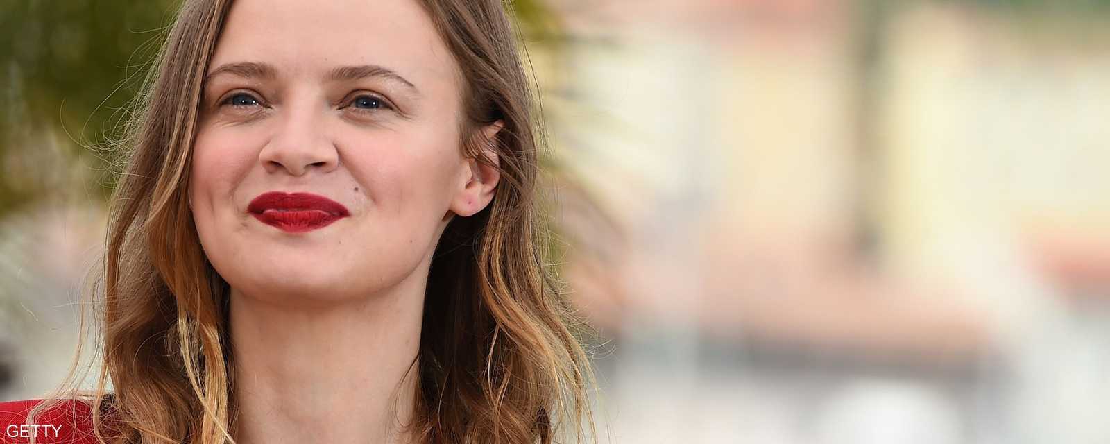  الممثلة الفرنسية سارة فروستير ستحضر حفل الافتتاح الذي يعرض فيلمها لا تيت أوت