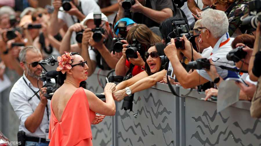 نجمة السينما الإسبانية روسي دي بالما أعربت عن بالغ اعتزازها وحماسها لاختيارها ضمن لجنة تحكيم دورة هذا العام.