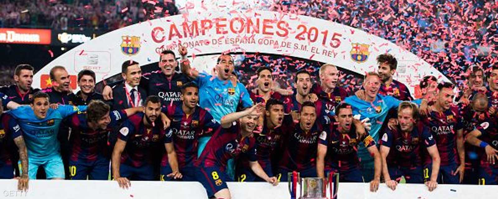 في إسبانيا، أحرز فريق برشلونة لقب كأس ملك إسبانيا وذلك للمرة 27 في تاريخه، وجمع هذا الموسم بين لقبي الكأس والدوري